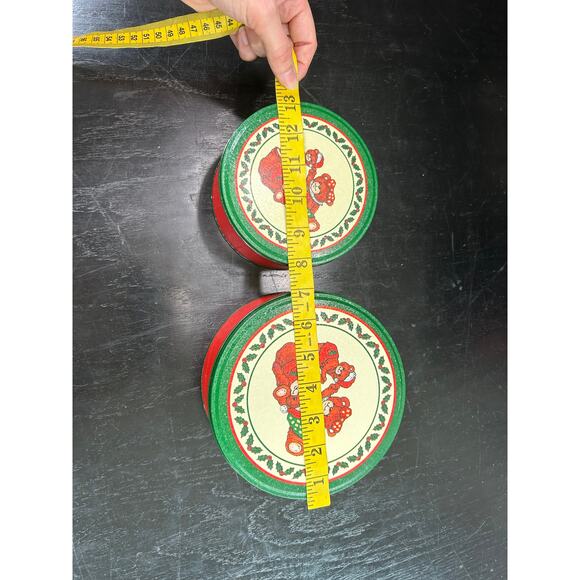 Christmas Bears- Round Decorative Tins- Nesting Set of 2- some wear Vtg Holly - Picture 3 of 5